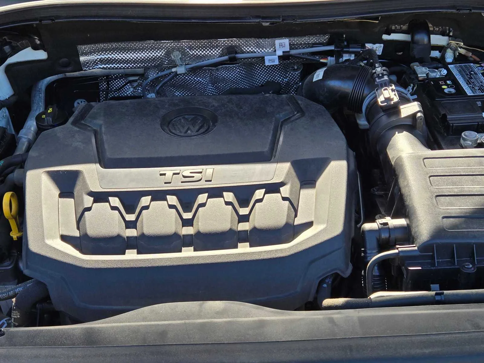 Used 2023  Volkswagen SE image 23