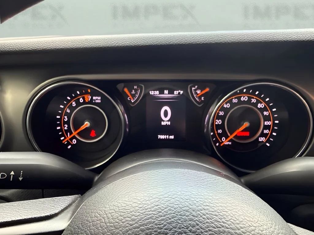 Used 2020 Gray Jeep Sport image 21