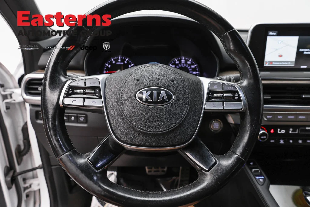 Used 2020 White Kia SX image 12
