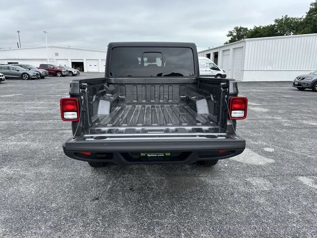 Used 2024 Gray Jeep Sport S image 22