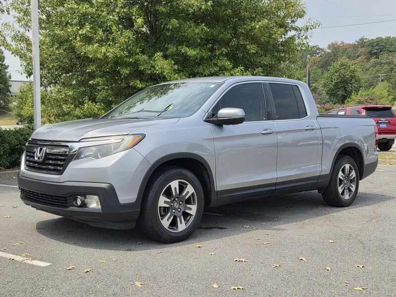 Used 2017 Lunar Silver Metallic Honda RTL-T 4x2 Crew Cab 5.3