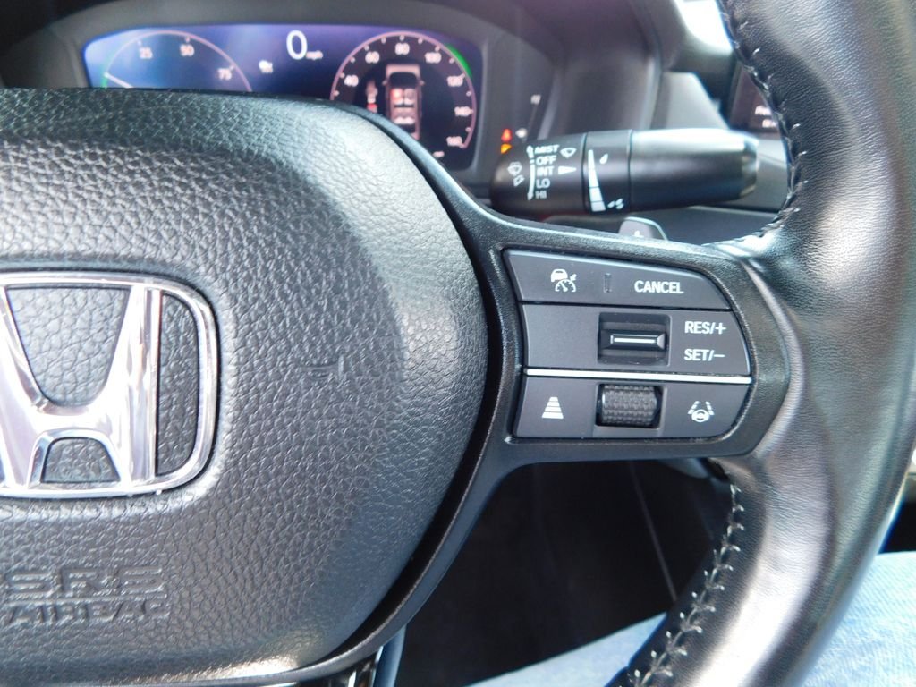 Used 2023 Silver Honda Sport-L image 26