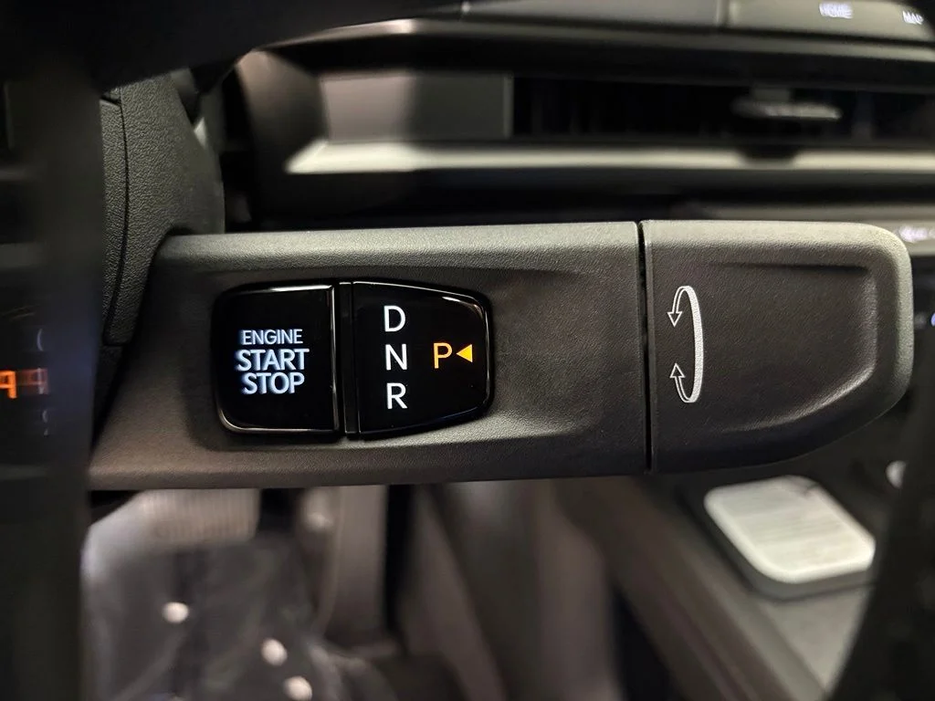 New 2027 Black Jade Green Kia X-Line EX image 25