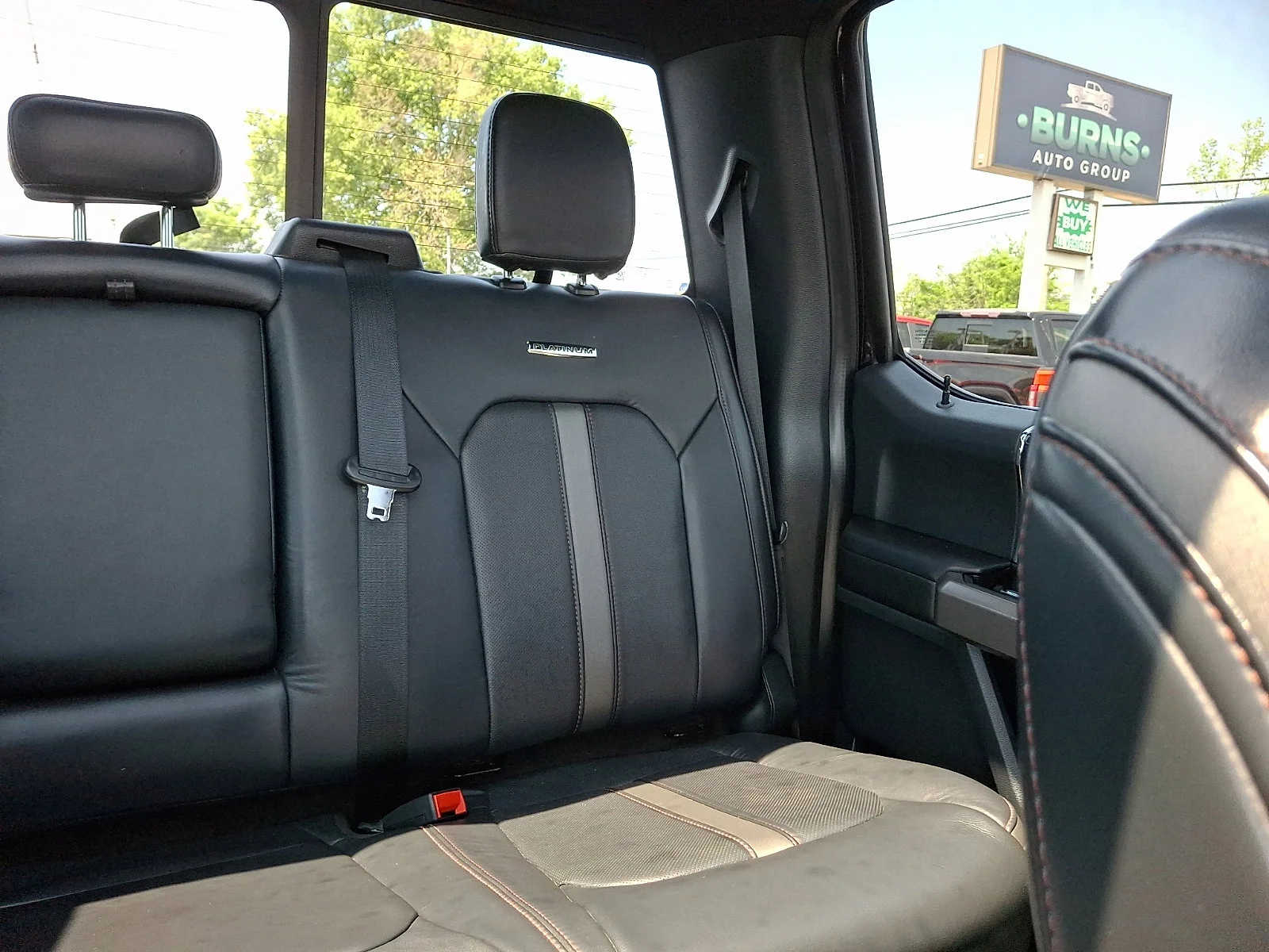 Used 2022 Agate Black Metallic   Um Ford Platinum image 20