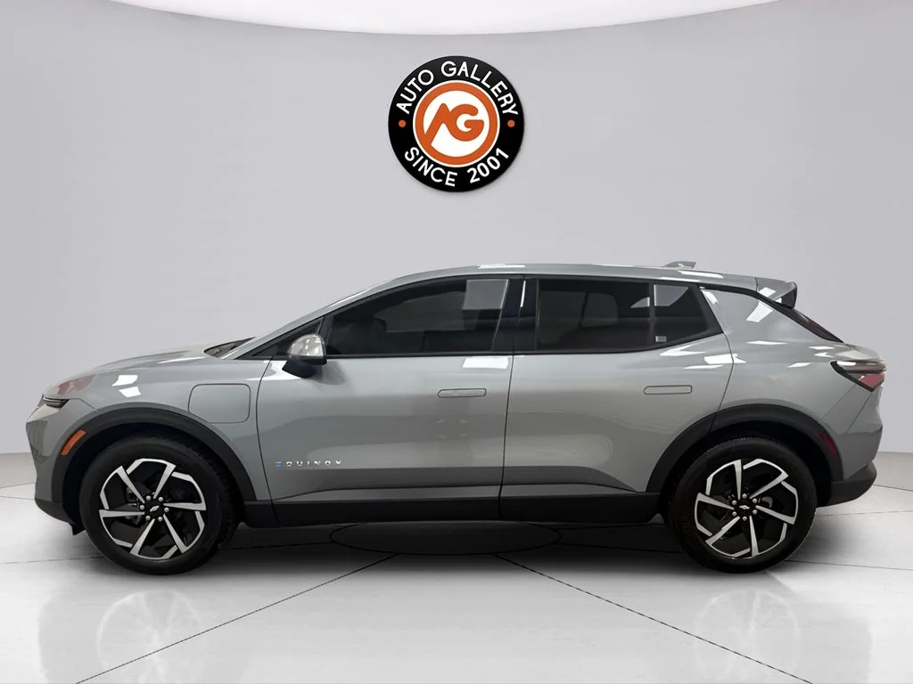 Used 2026 Gray Chevrolet LT image 4