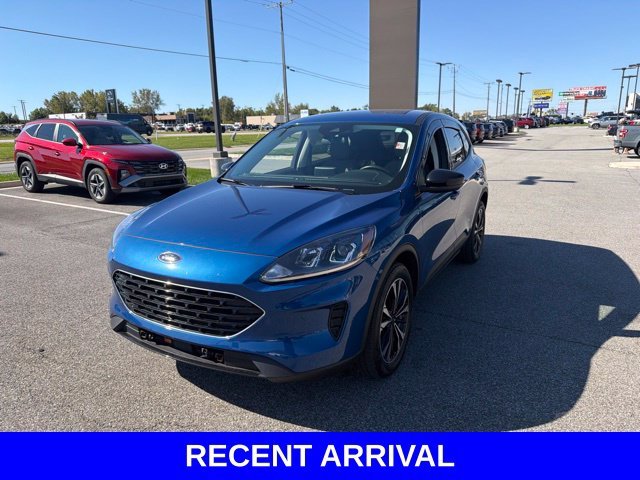 Used 2022 Blue Ford SE image 6