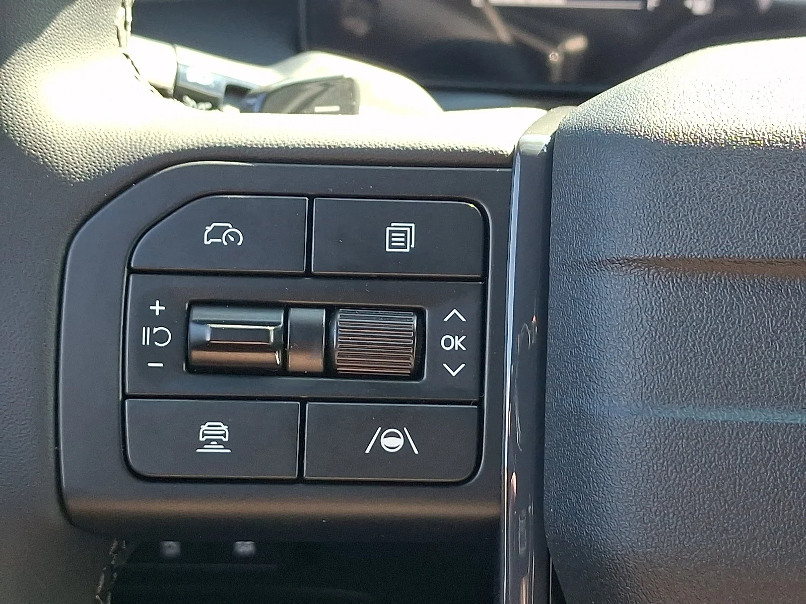 New 2027 Brown Kia X-Line EX image 20