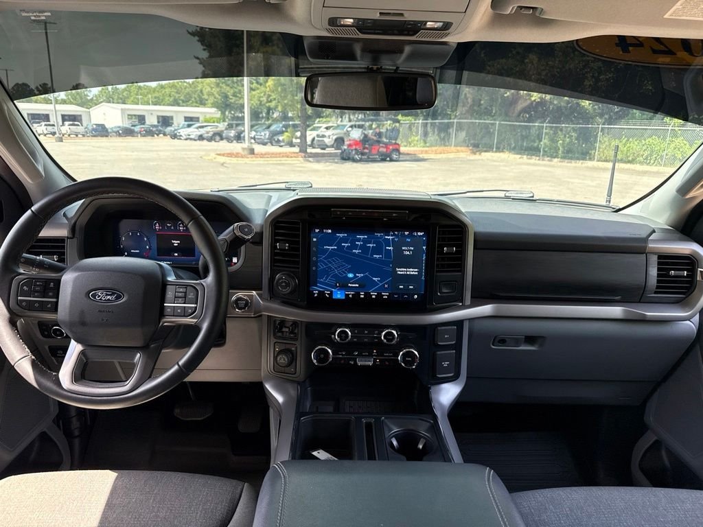 Used 2024 Silver Ford XLT image 17
