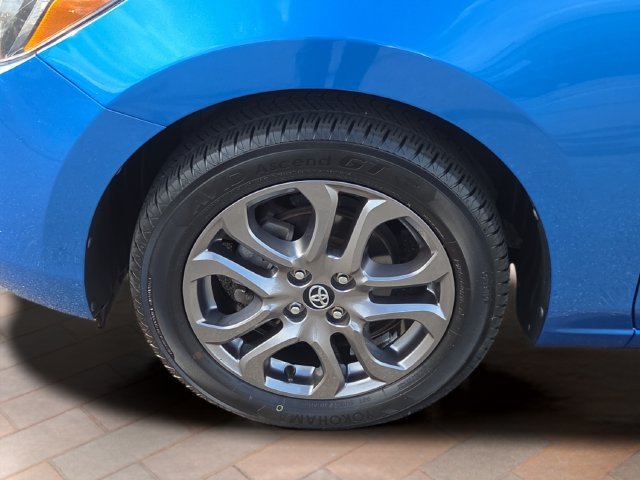 Used 2020 Sapphire Toyota LE image 20