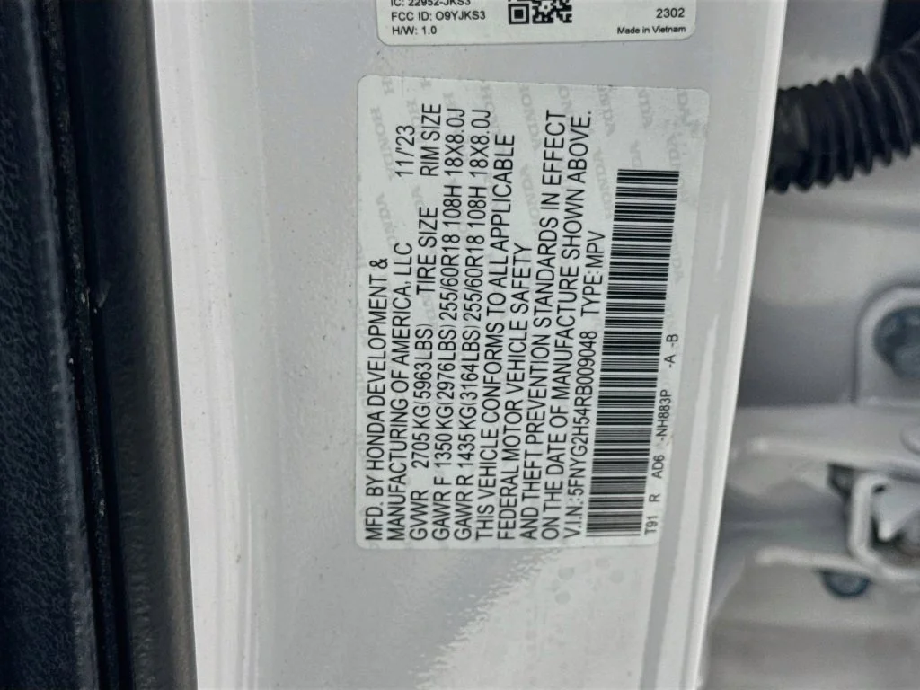 Certified Used 2024 Platinum White Pearl Honda EX-L image 44
