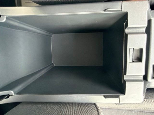 Used 2025 Silver Subaru Base image 20