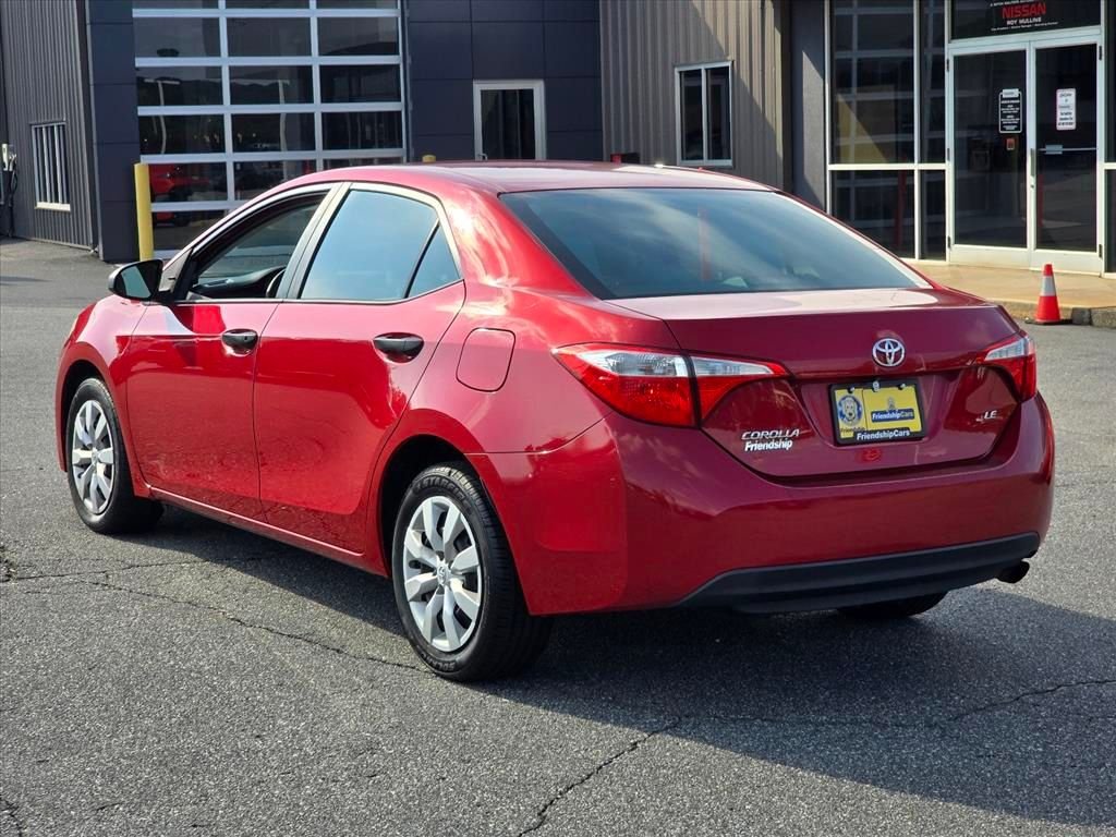 Used 2015 Red Toyota LE image 24