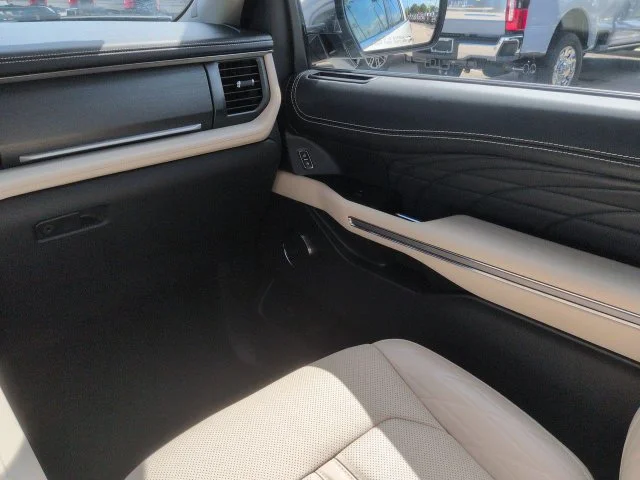 Certified Used 2024 Oxford White Ford Platinum image 19