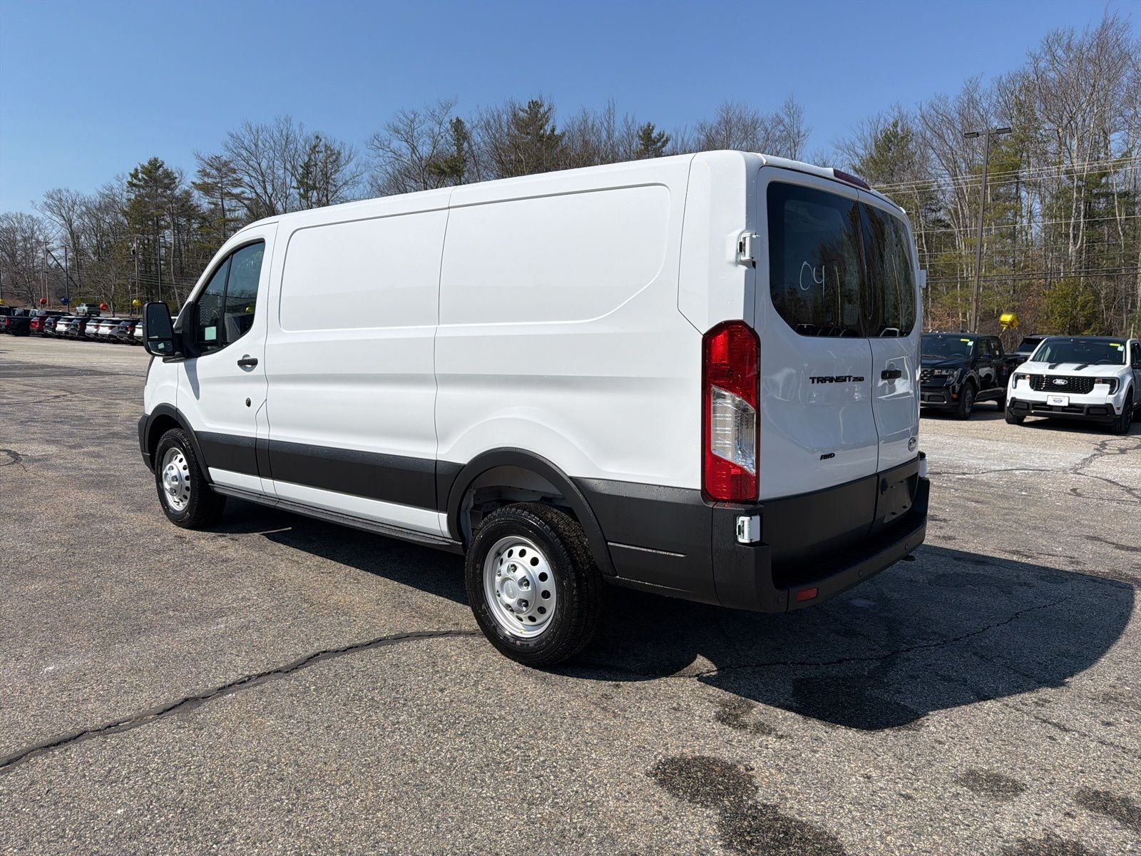 New 2026 Oxford White Ford Cargo Van image 5