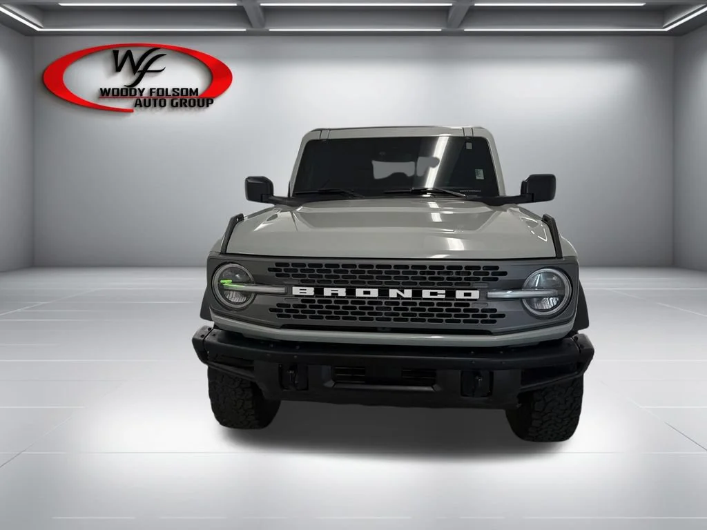 Used 2024 Cactus Gray Ford Badlands image 2