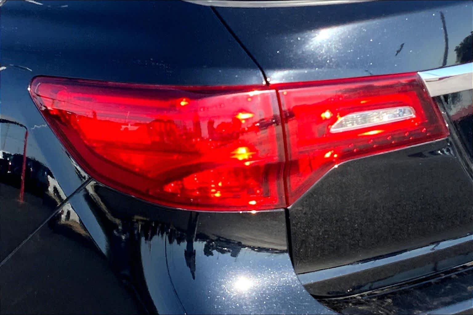Used 2020 Majestic Black Pearl Acura w/Technology Pkg image 29