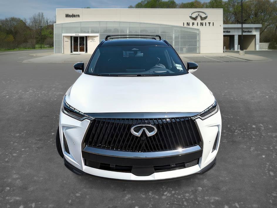 New 2027 2T RAD WHT INFINITI AUTOGRAPH image 2