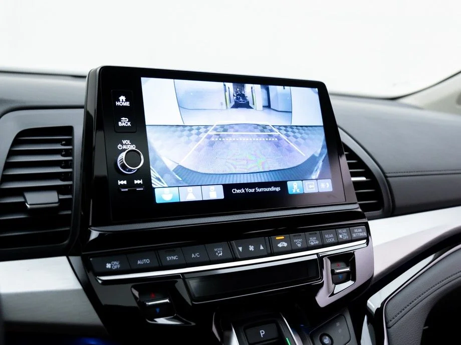 New 2026 Gray Honda Touring image 27