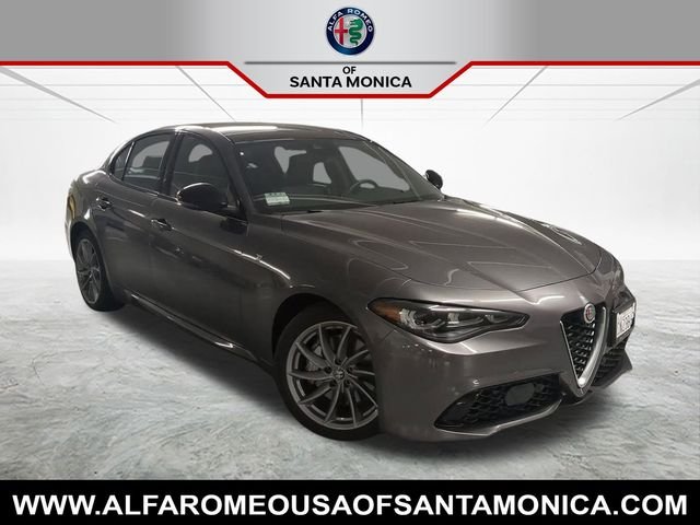 2024 Alfa Romeo Giulia Ti RWD's photo