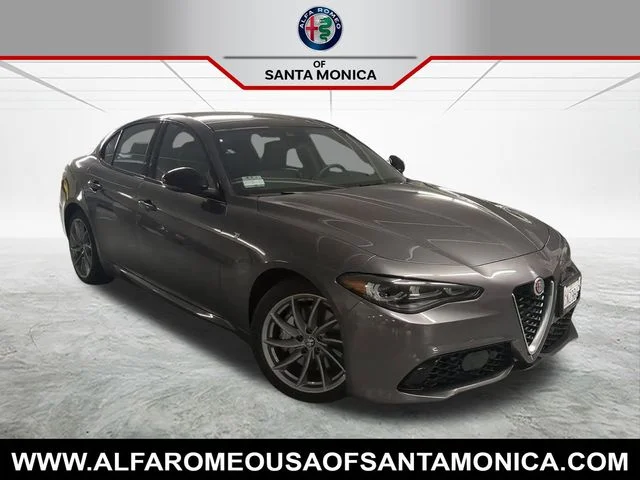 2024 Alfa Romeo Giulia Ti RWD's photo