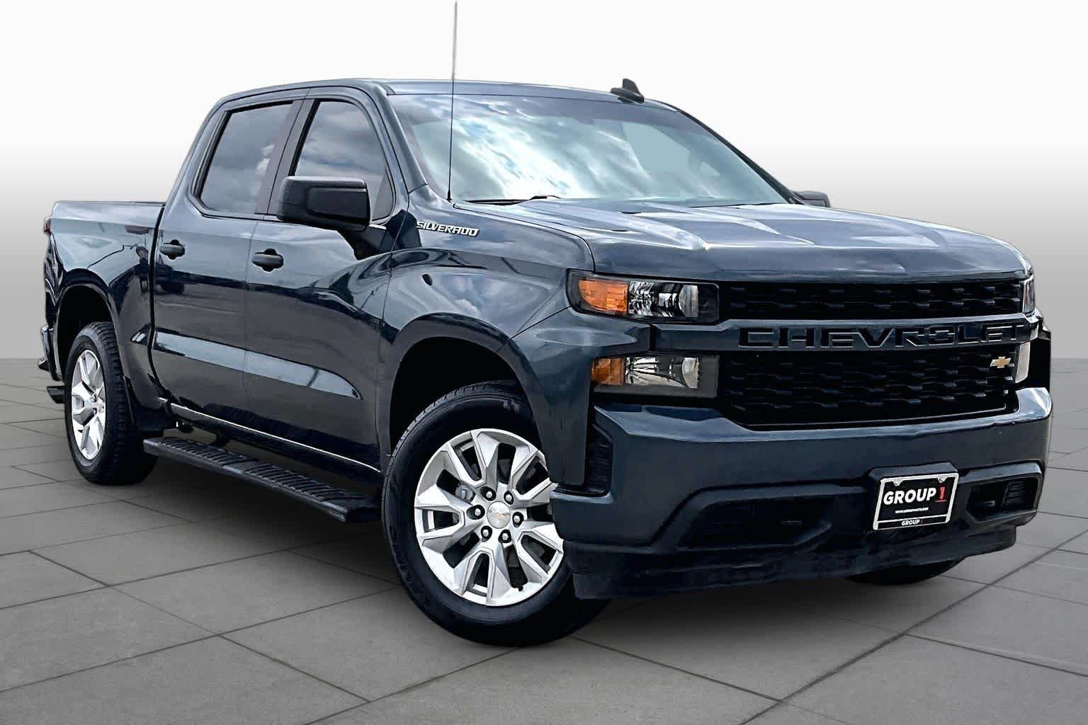 Used 2021 Shadow Gray Metallic Chevrolet Custom image 3