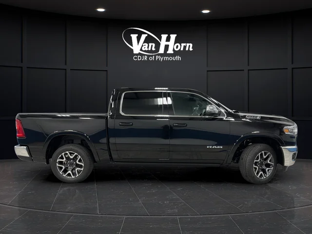 New 2026 Diamond Black Crystal Pearl-Coat Exterior Paint RAM Laramie image 8