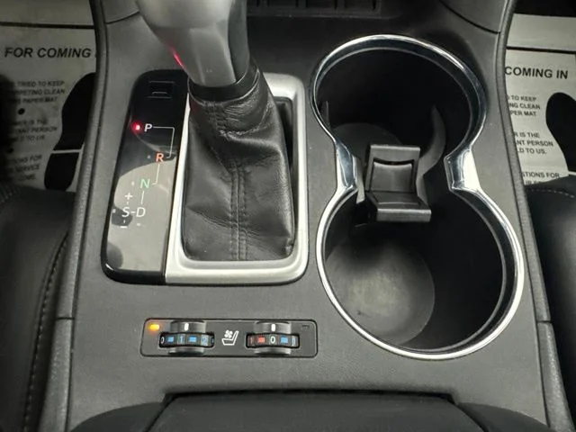 Certified Used 2019 Blizzard Pearl Toyota Limited image 18