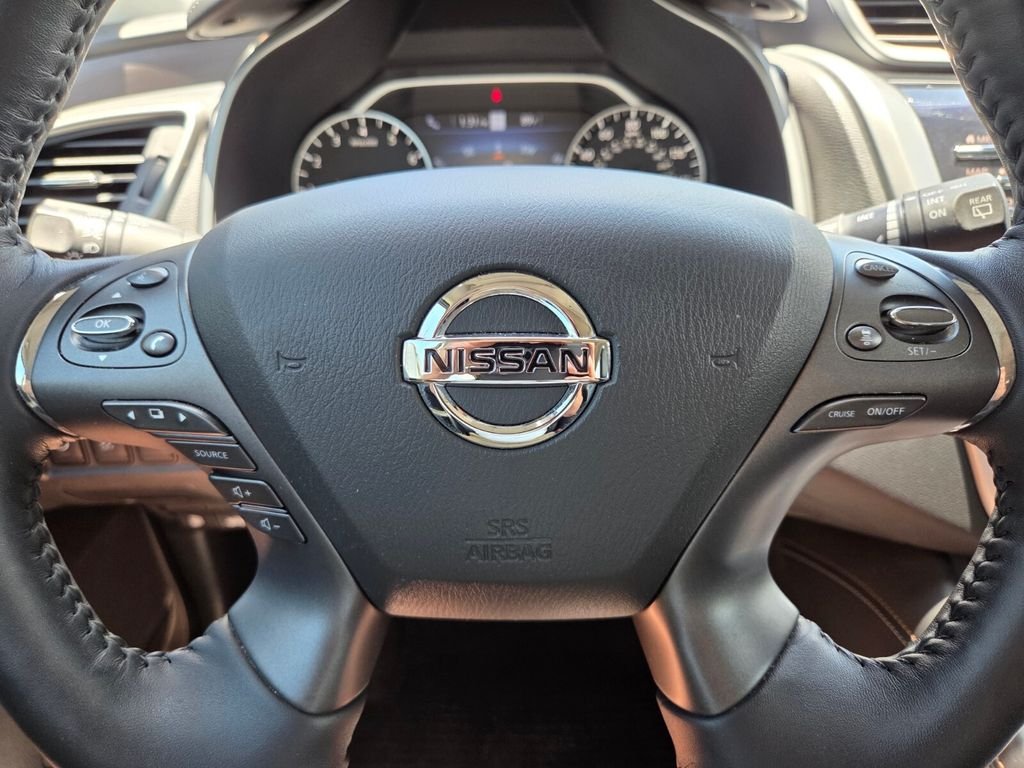 Used 2021 White Nissan Platinum image 35