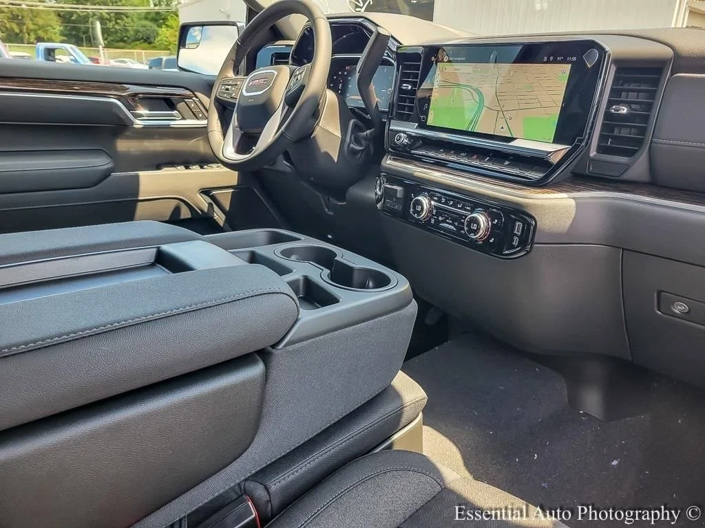 2026 GMC Sierra 1500 SLE - Photo 18