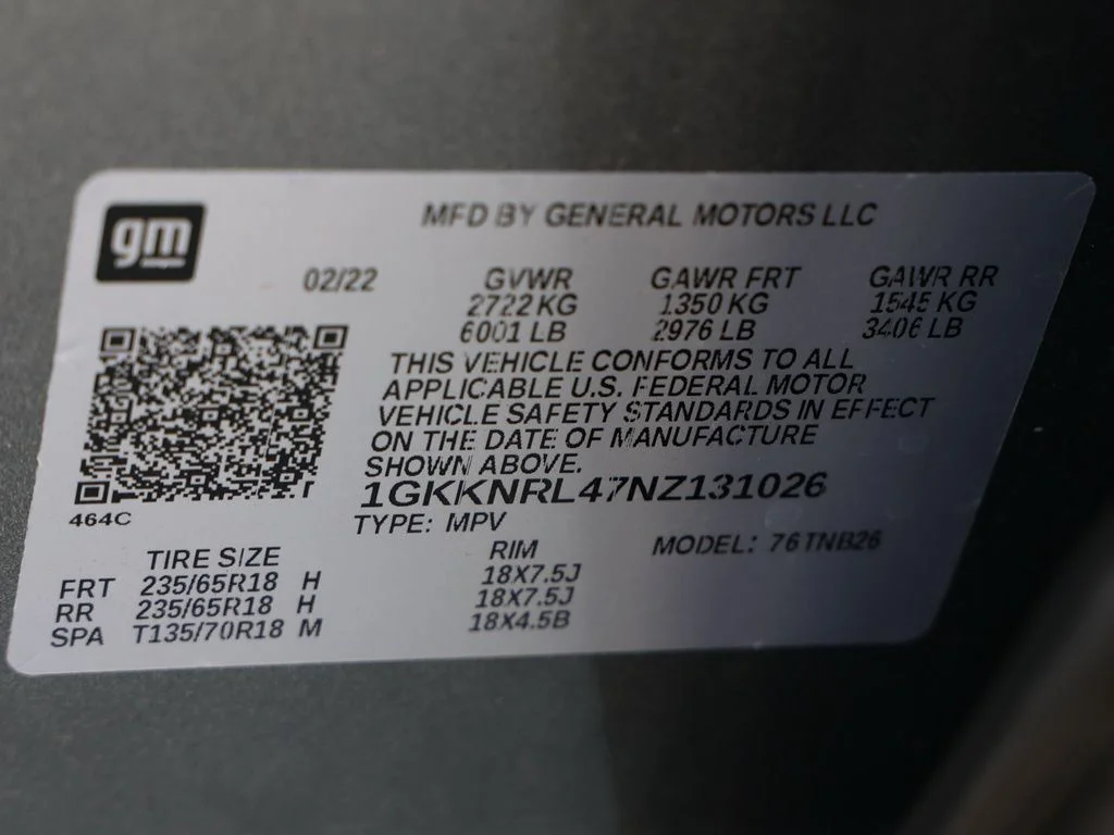 Used 2022 Gray GMC SLE image 32