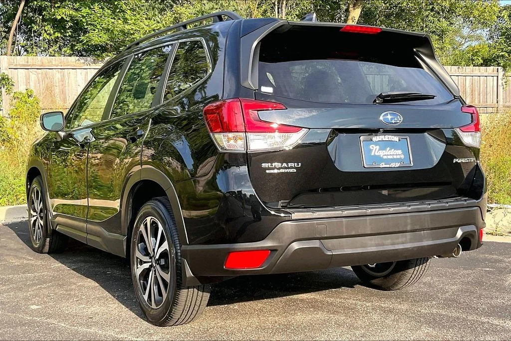 Used 2023 Black Subaru Limited image 9