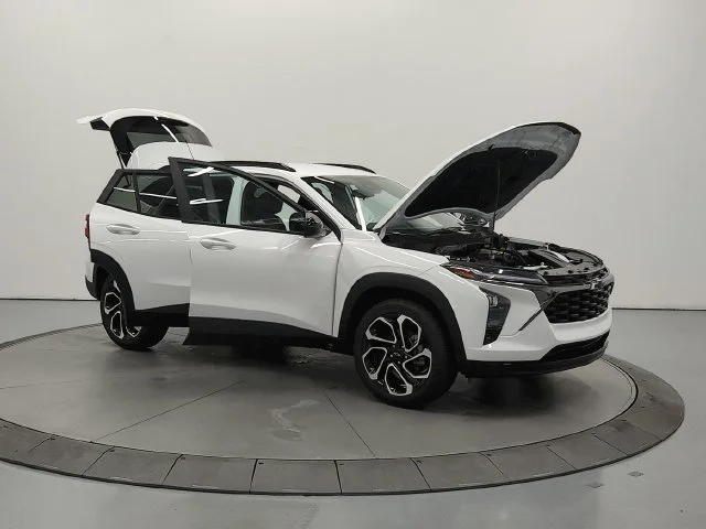 New 2026 White Chevrolet 2RS image 10