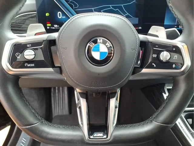 Used 2025  BMW 740i xDrive image 15