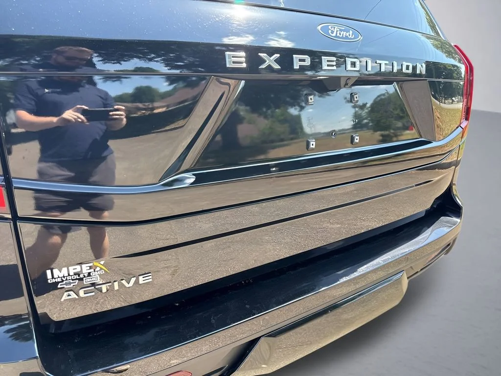 Used 2025 Black Ford Active image 39