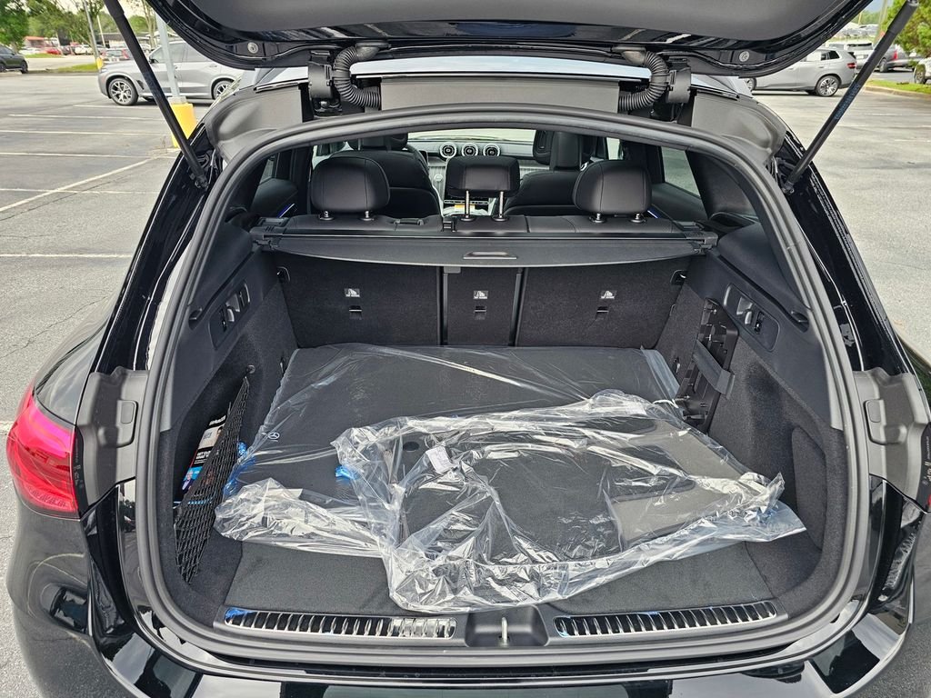 New 2026 Black Mercedes-Benz GLC 300 image 24