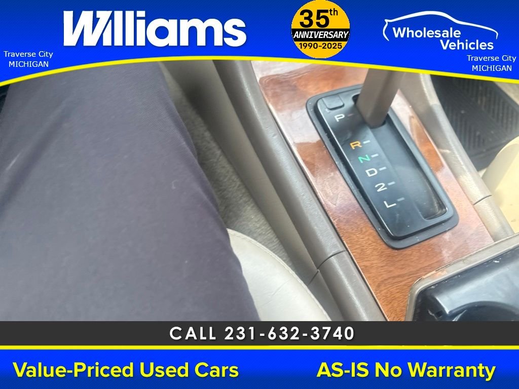Used 1999 Black Lexus 300 image 31