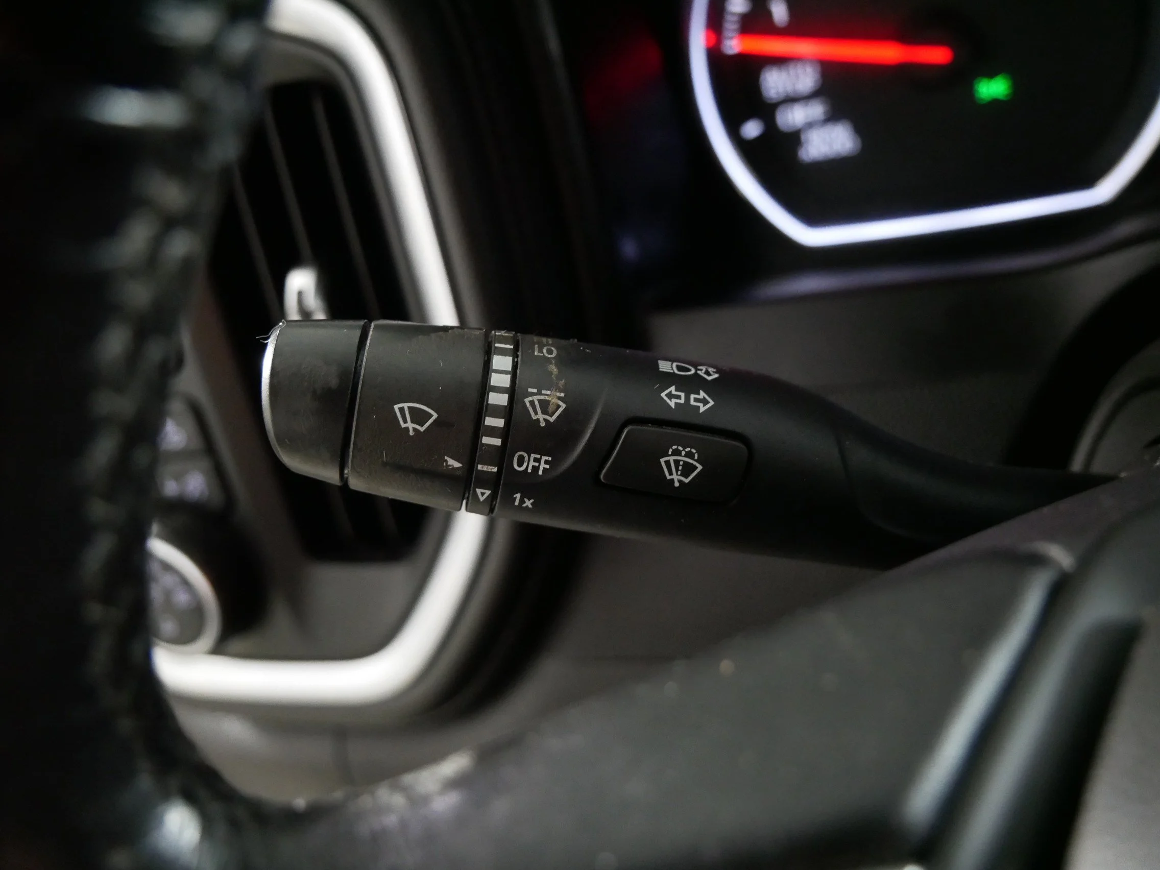 2020 Chevrolet Silverado 1500 RST - Photo 31