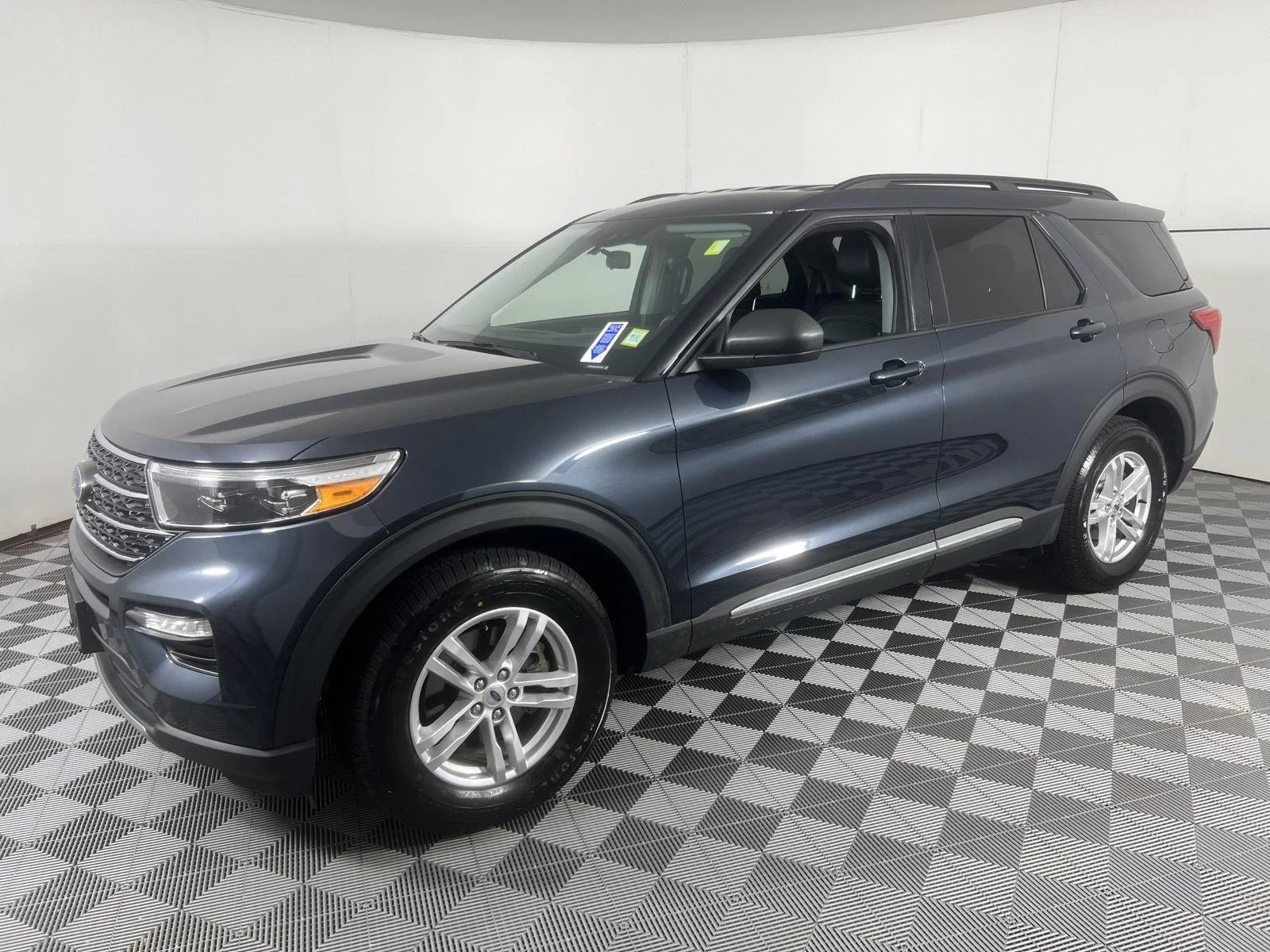 Used 2022 Stone Blue Ford XLT image 6