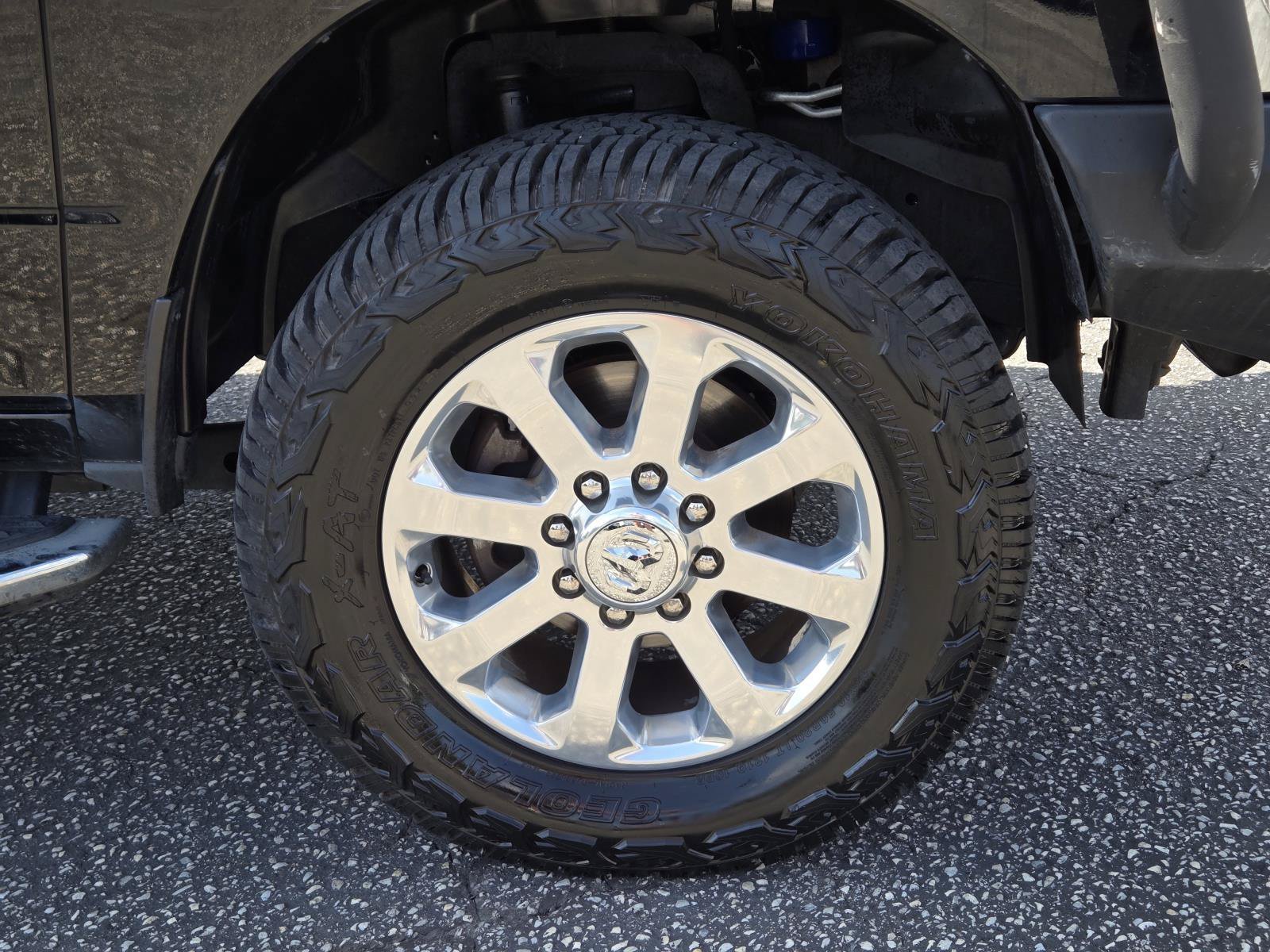 Used 2023 Diamond Black Crystal Pearlcoat Ram Laramie image 5