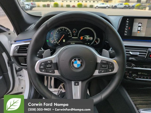 Used 2018 White BMW M550i xDrive image 14