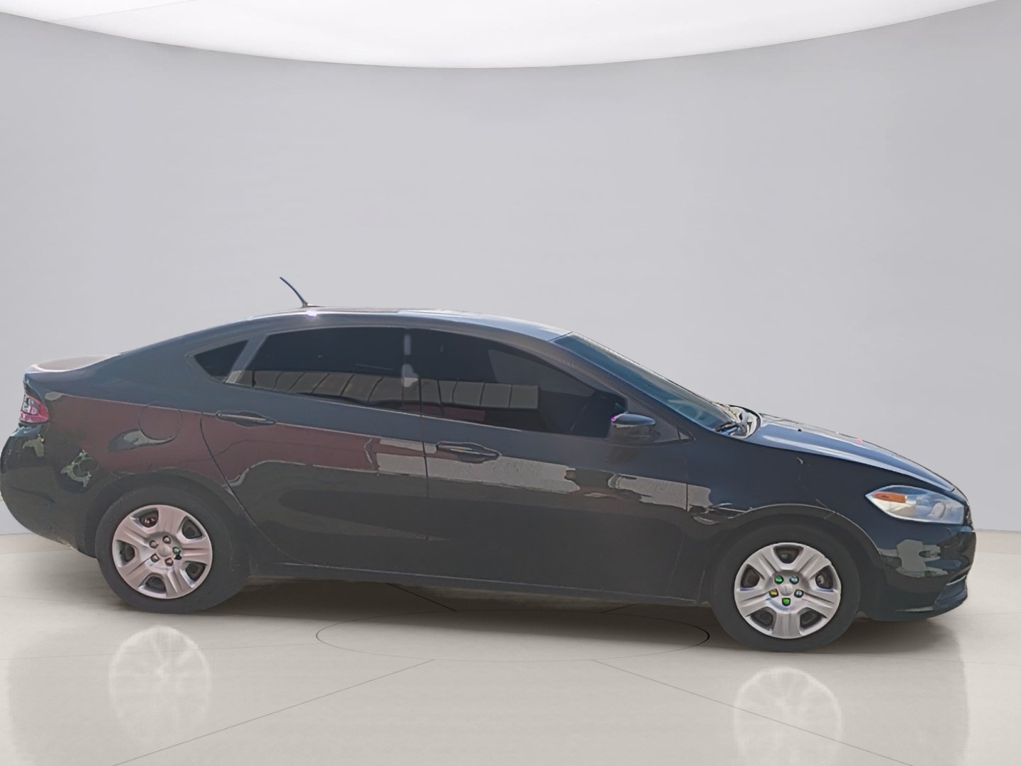 Used 2015 Gray Dodge SE image 6
