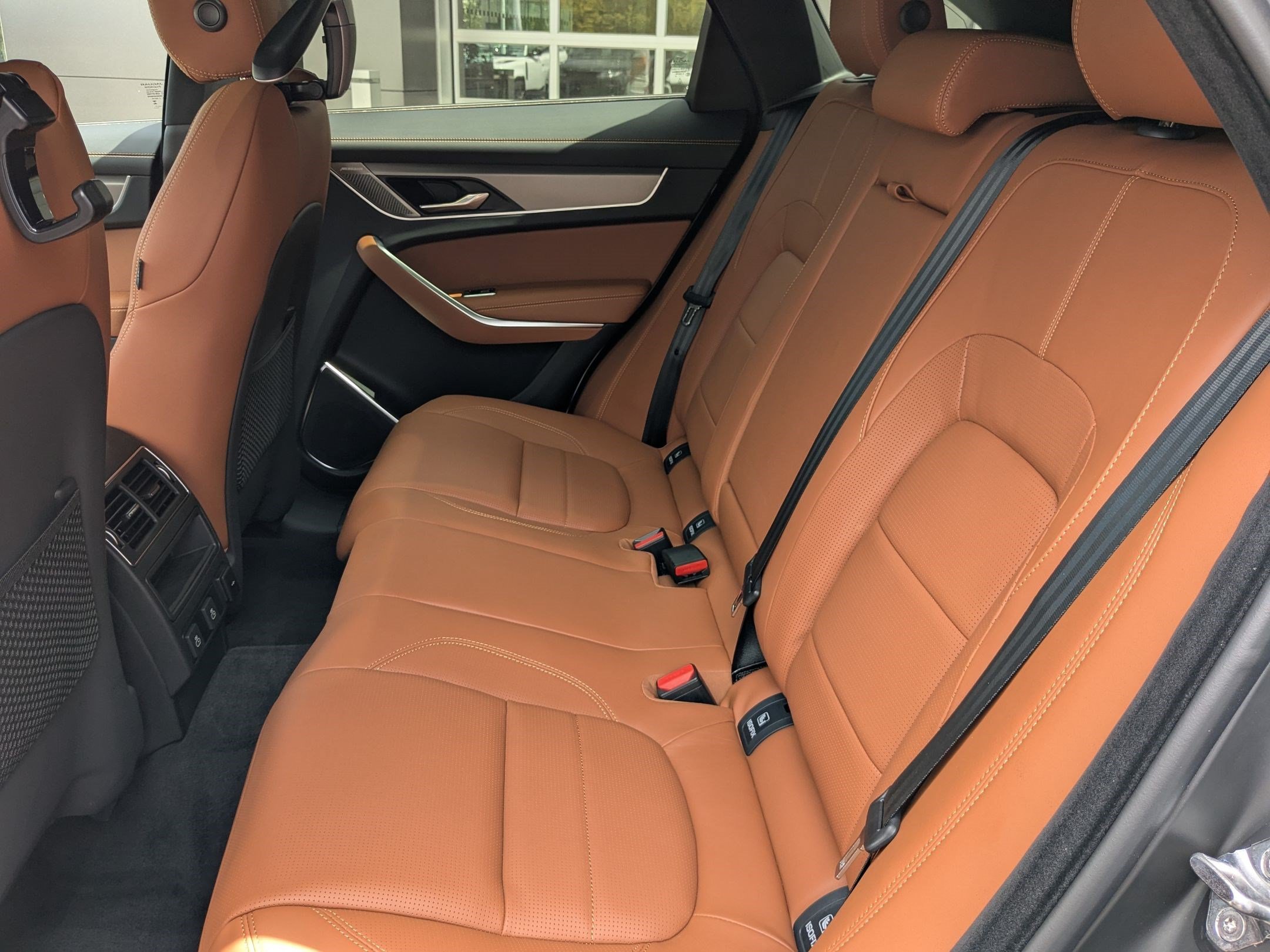 2026 Jaguar F-Pace R-Dynamic S - Photo 28