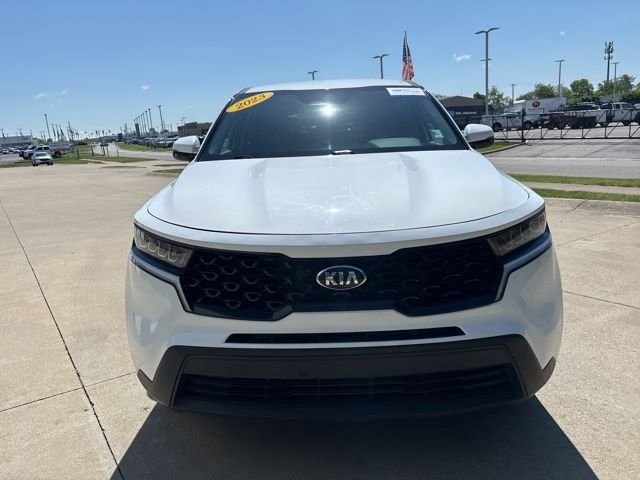 Used 2023 White Kia LX image 5