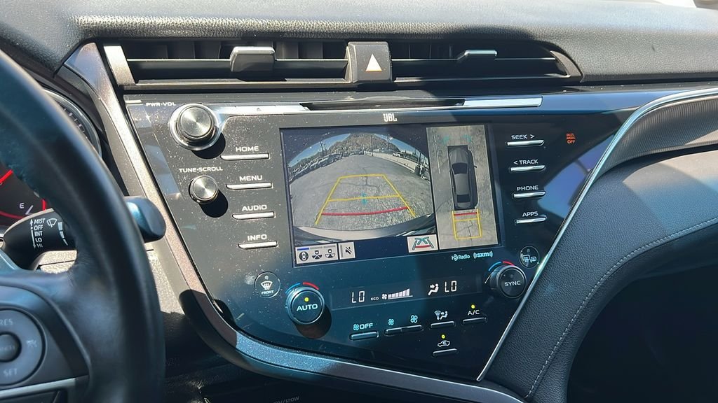 Used 2018 Gray Toyota XSE image 19