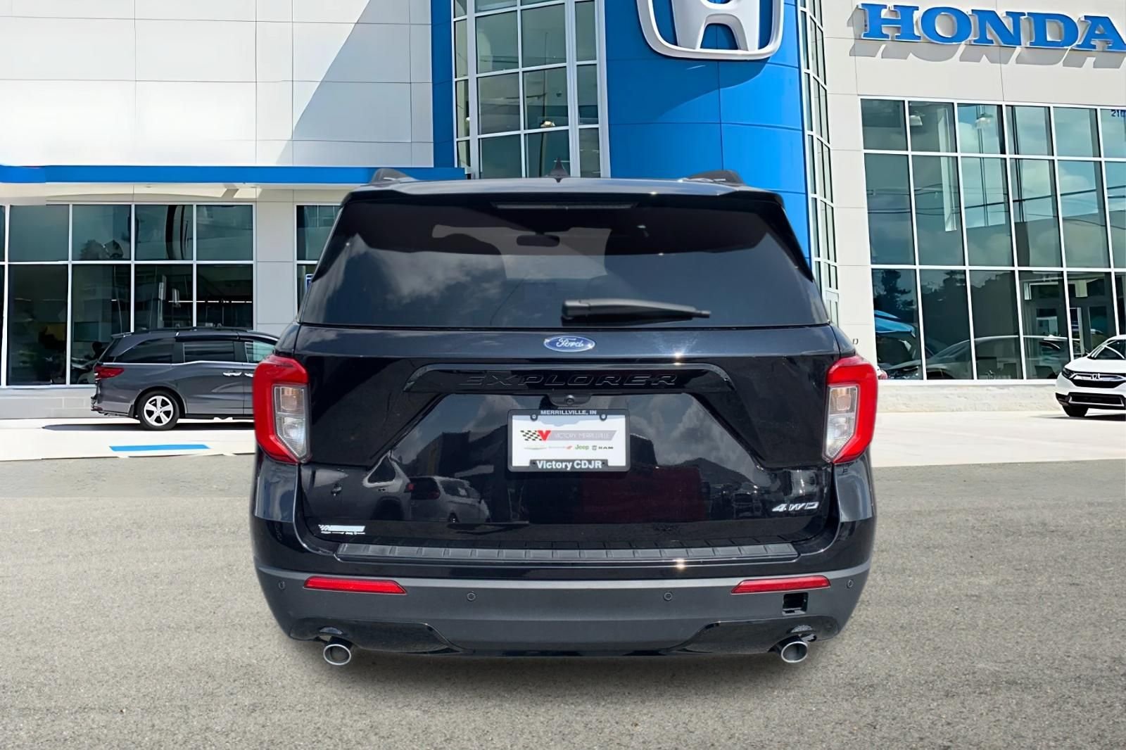 Used 2023 Black Ford ST-Line image 4