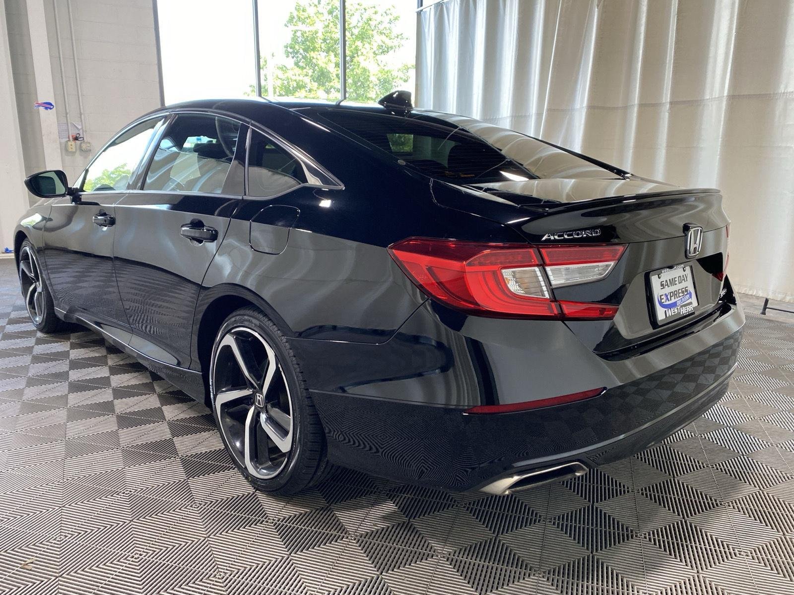 Used 2022 Crystal Black Pearl Honda Sport image 5