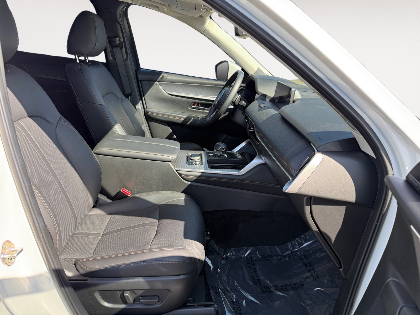 Certified Used 2024 White Mazda Premium image 19