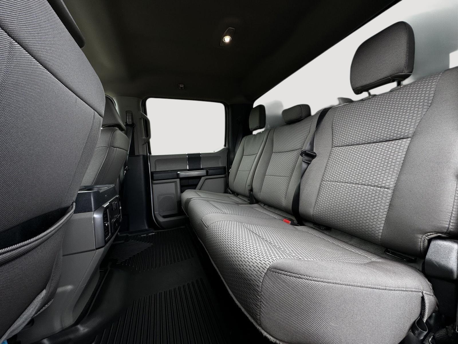 Used 2022 Oxford White Ford XLT image 28