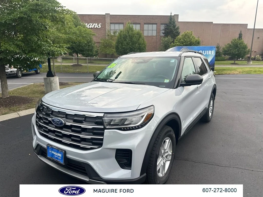 New 2026 Space White Metallic Ford Active image 8
