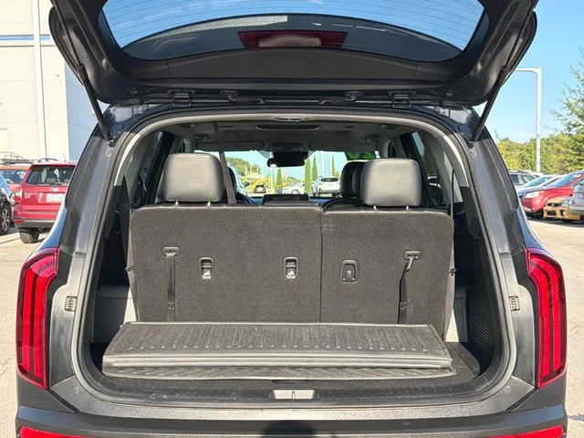 Used 2020 Gray Kia S image 31